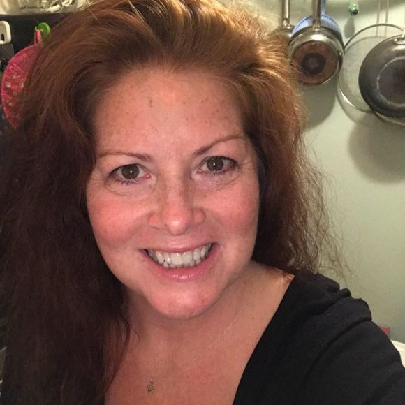 Meet your Posher, Stefanie - Picture 2 of 2